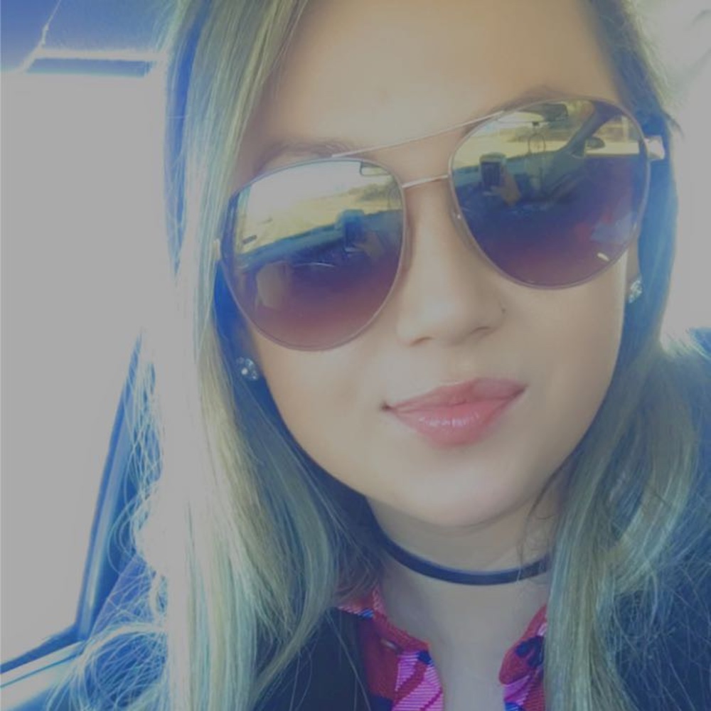 Meet your Posher, Ashley